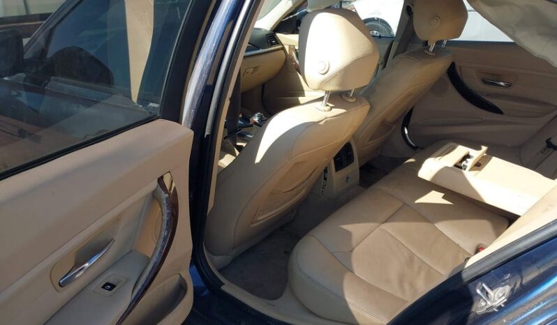 
								2013 BMW 3 series full									
