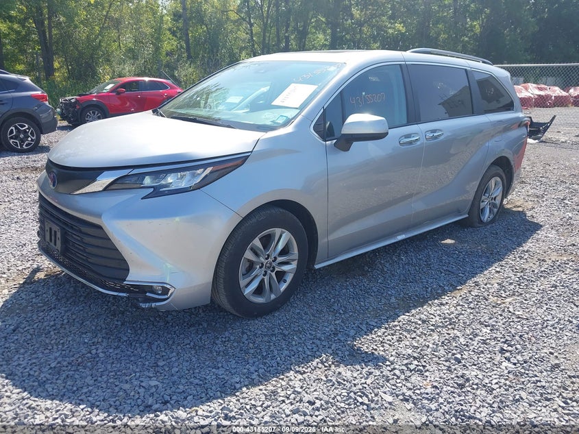 2023 Toyota Sienna