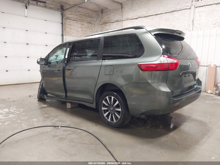 2018 Toyota Sienna