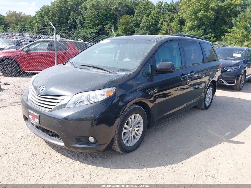 2016 Toyota Sienna