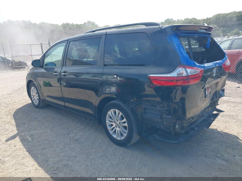 2016 Toyota Sienna