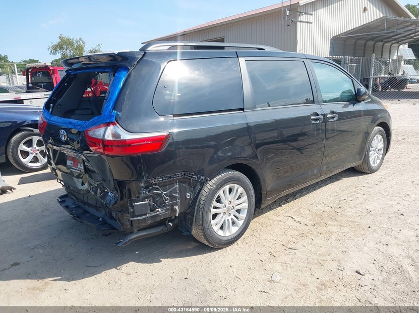 2016 Toyota Sienna