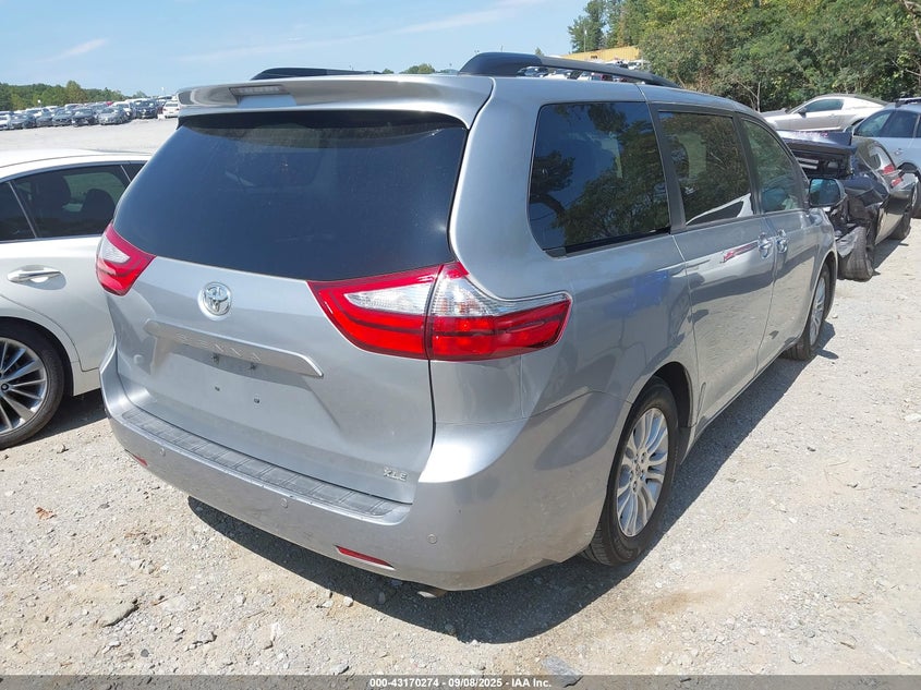 2015 Toyota Sienna