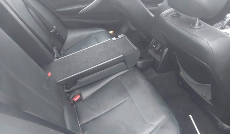 
								2013 BMW 3 series full									