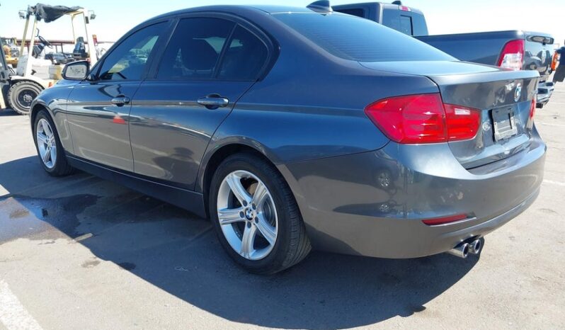 
								2013 BMW 3 series full									