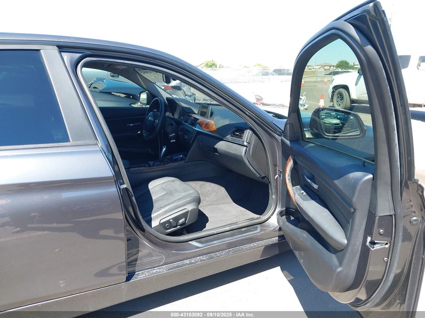 2013 BMW 3 series