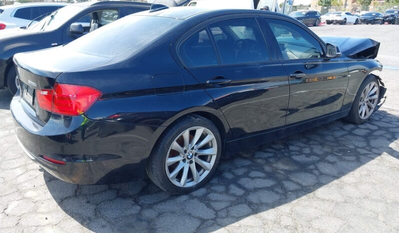 
								2013 BMW 3 series full									
