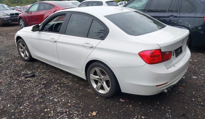 
								2013 BMW 3 series full									