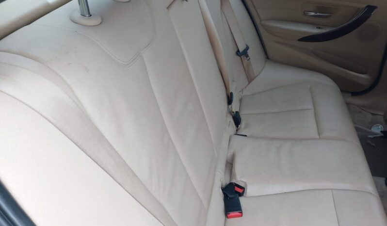
								2013 BMW 3 series full									
