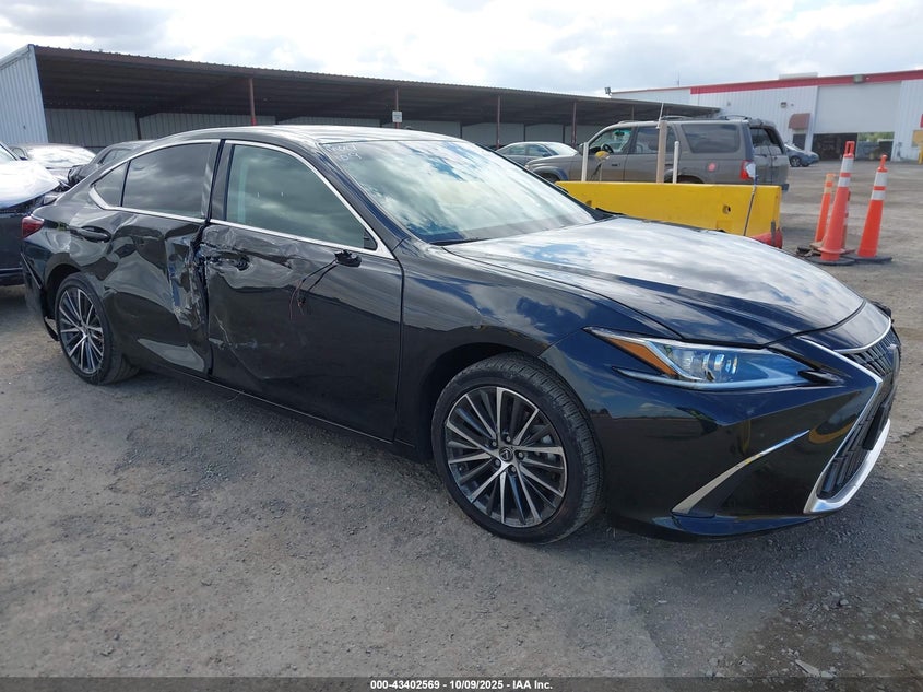 2023 Lexus Es 300h