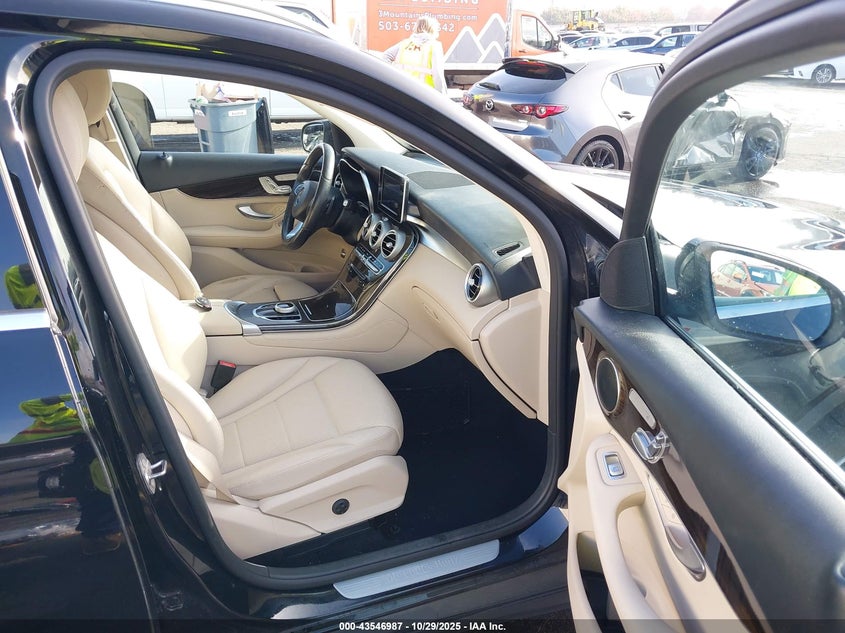 2017 Mercedes-benz Glc