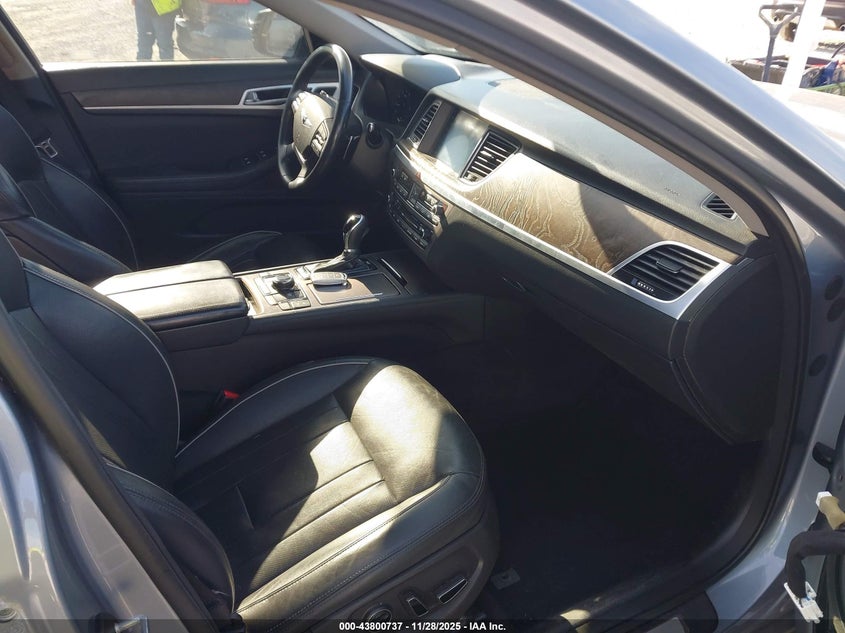 2017 Genesis G80