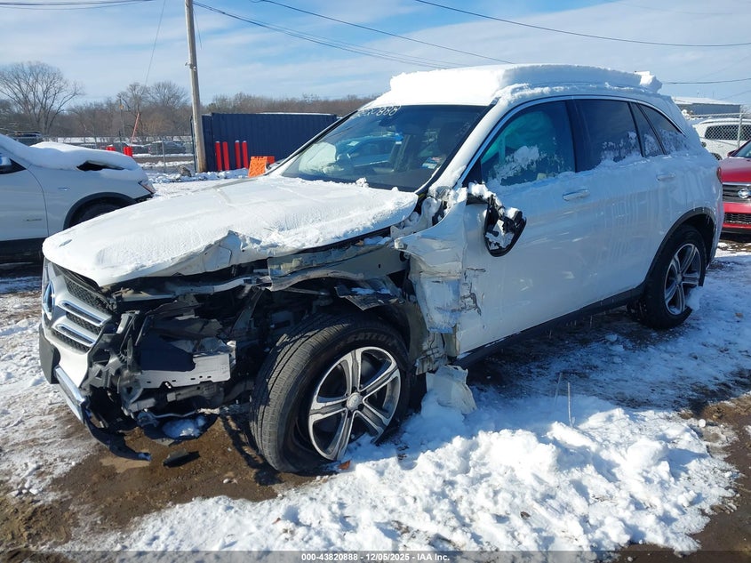 2016 Mercedes-benz Glc