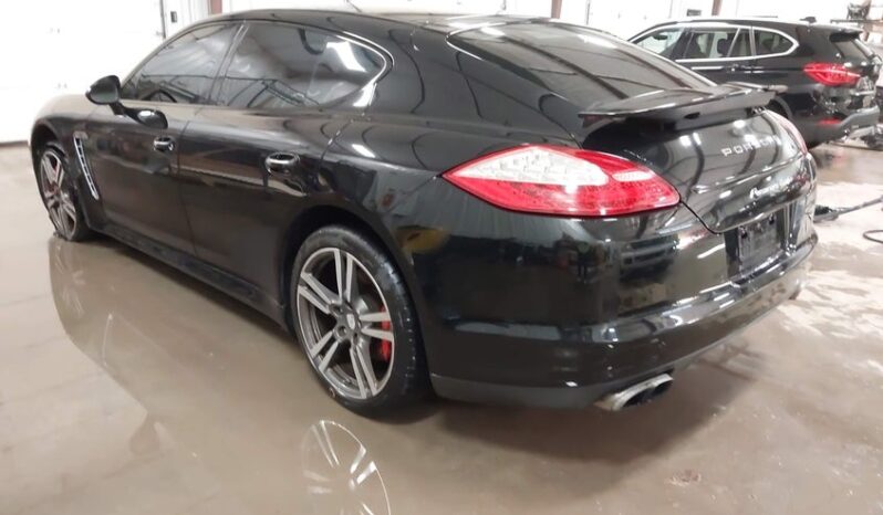 
								2011 Porsche Panamera full									
