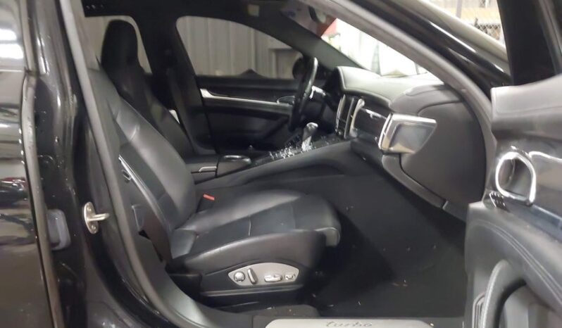 
								2011 Porsche Panamera full									