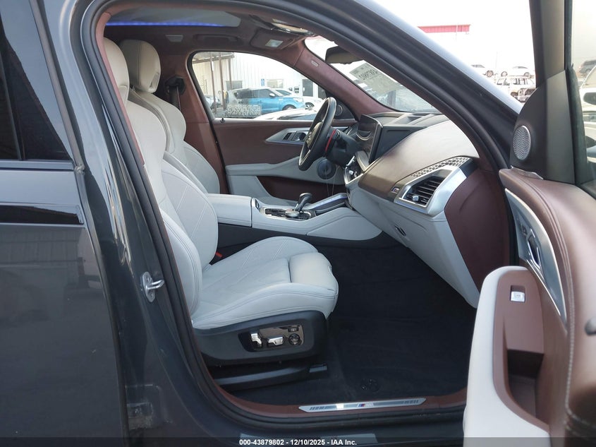 2024 BMW Xm