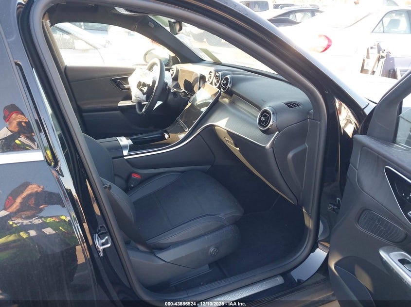 2025 Mercedes-benz Glc