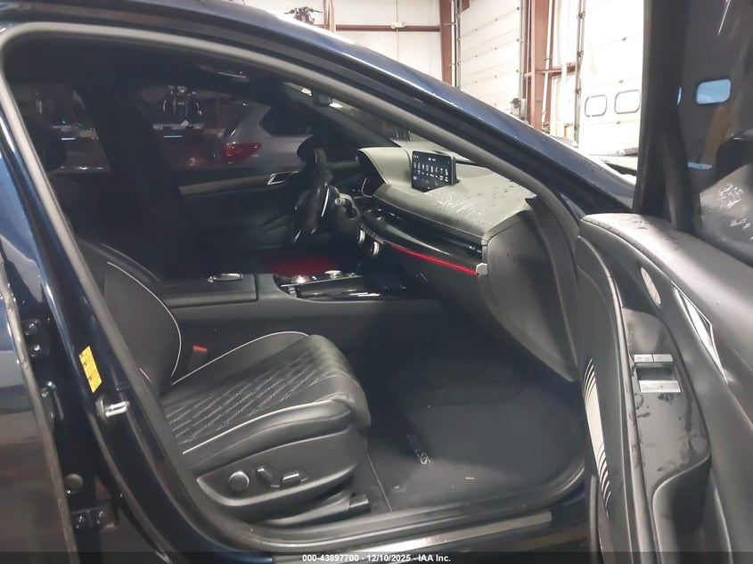 2023 Genesis G80