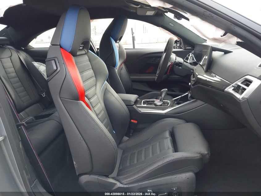 2025 BMW M2