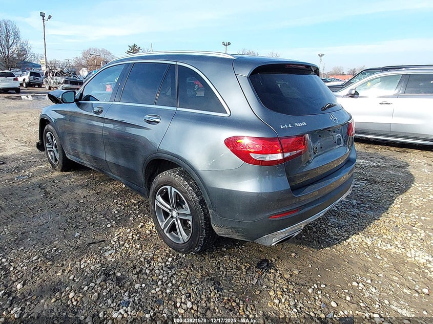 2016 Mercedes-benz Glc