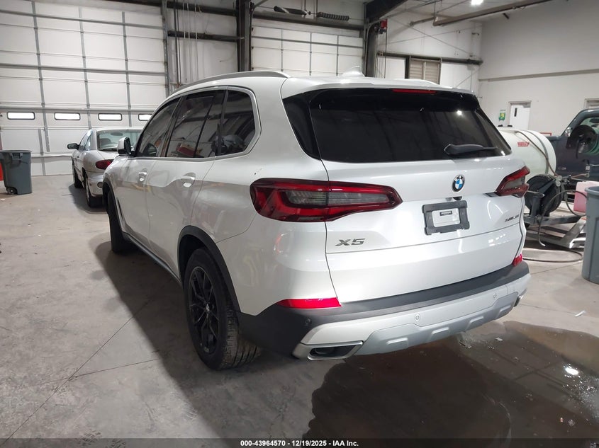 2022 BMW X5