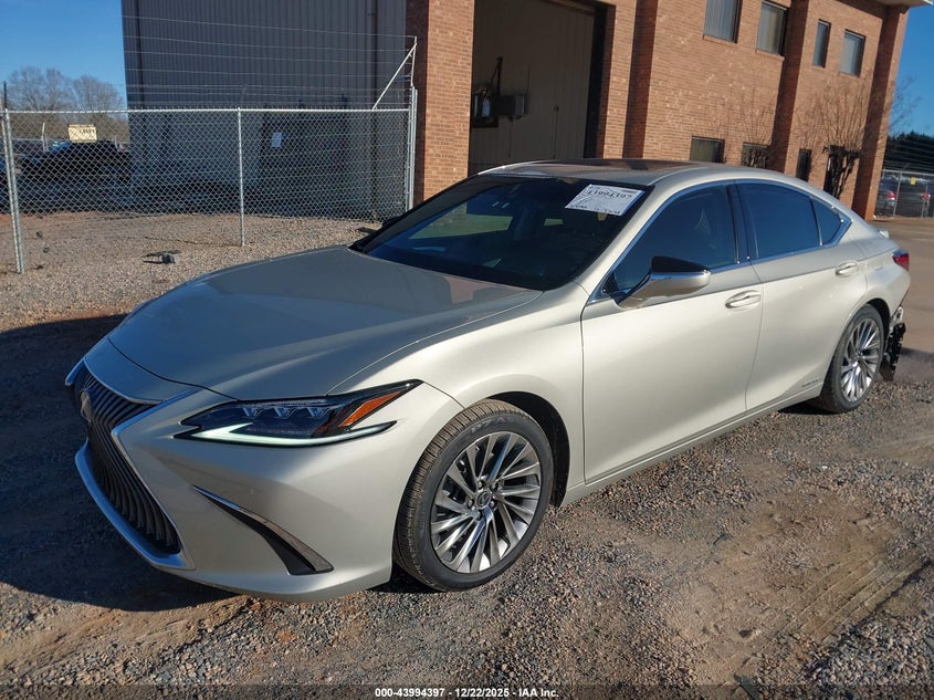 2021 Lexus Es 300h