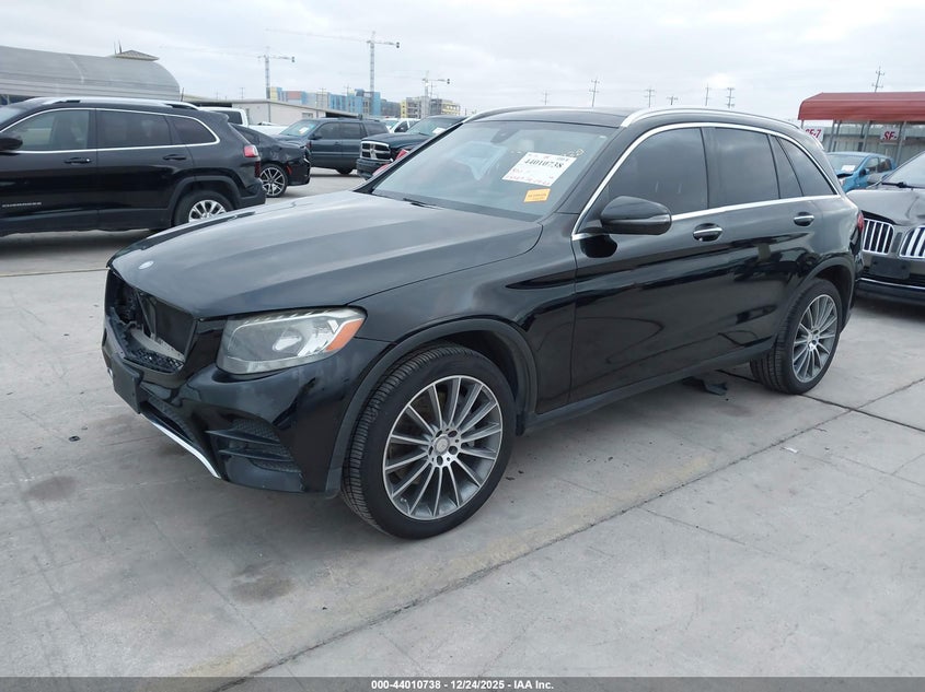 2016 Mercedes-benz Glc
