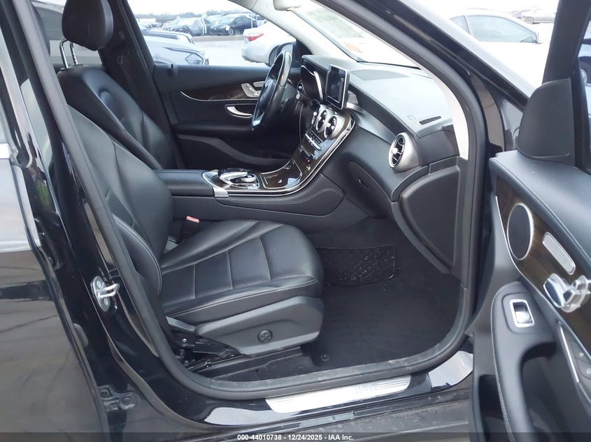 2016 Mercedes-benz Glc