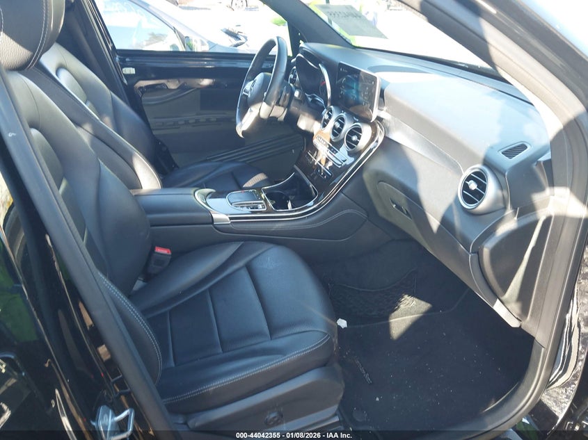 2020 Mercedes-benz Glc