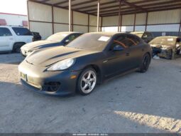
										2011 Porsche Panamera full									