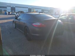 
										2011 Porsche Panamera full									