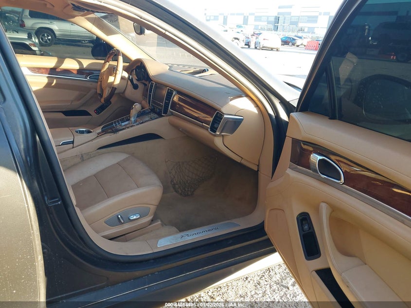2011 Porsche Panamera