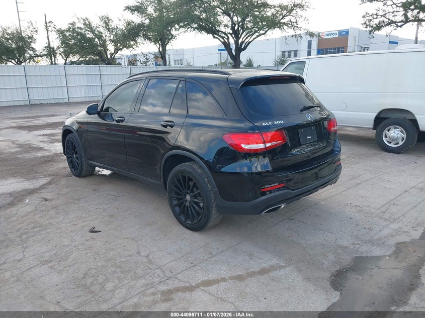 2016 Mercedes-benz Glc