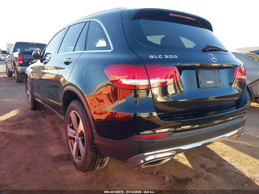 2016 Mercedes-benz Glc
