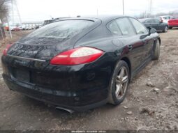 
										2012 Porsche Panamera full									