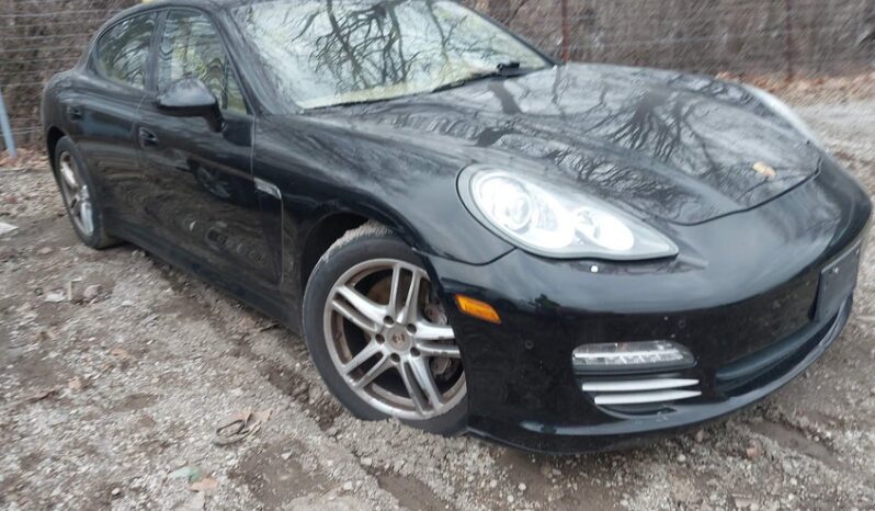 
								2012 Porsche Panamera full									