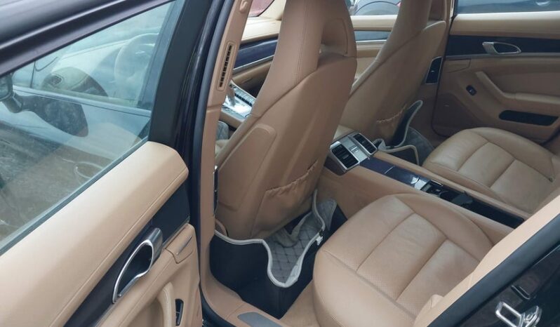 
								2012 Porsche Panamera full									