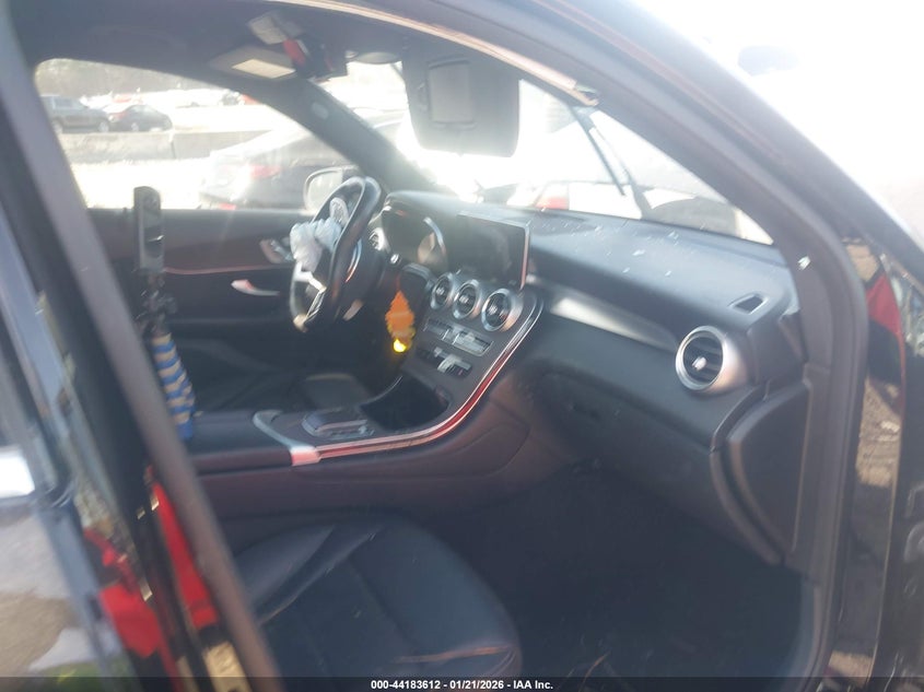 2022 Mercedes-benz Glc