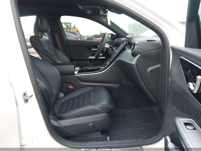 2024 Mercedes-benz Glc