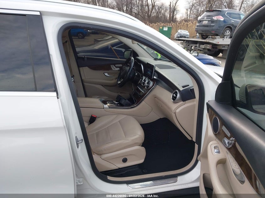 2019 Mercedes-benz Glc