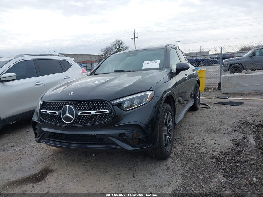 2025 Mercedes-benz Glc