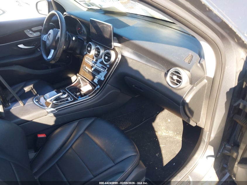 2016 Mercedes-benz Glc
