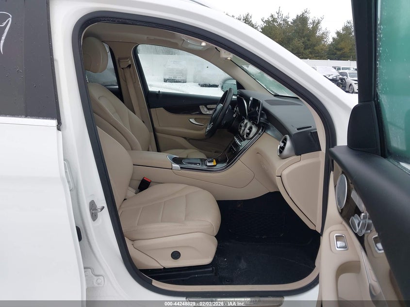 2020 Mercedes-benz Glc