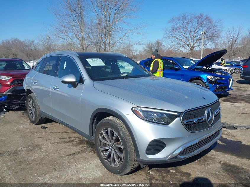 2024 Mercedes-benz Glc