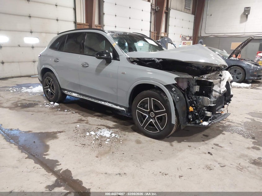 2025 Mercedes-benz Glc