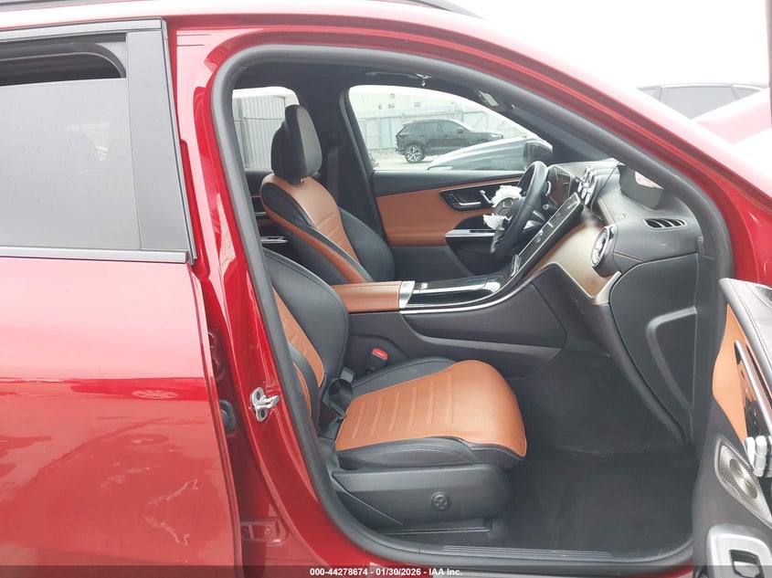 2023 Mercedes-benz Glc