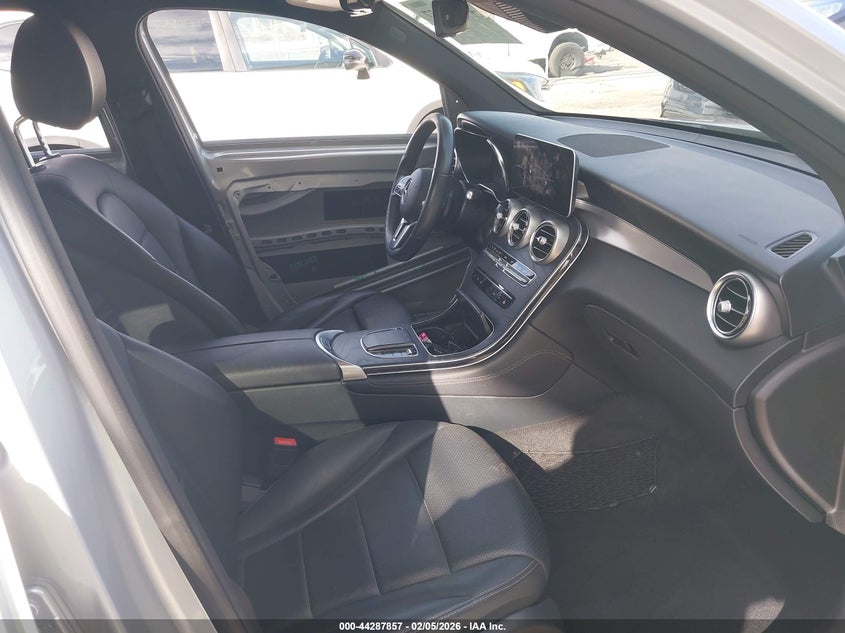 2020 Mercedes-benz Glc