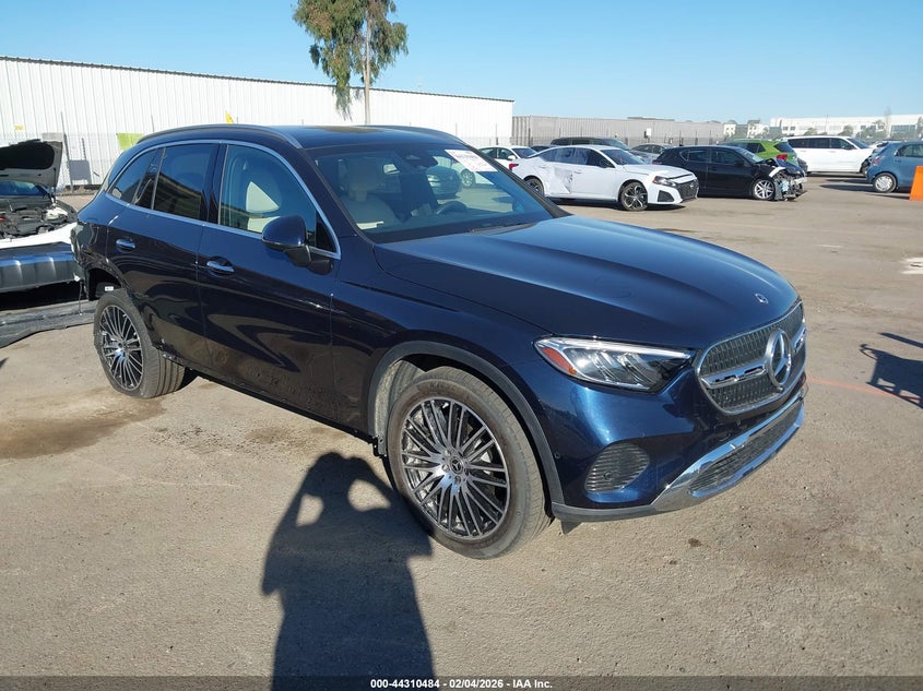 2024 Mercedes-benz Glc