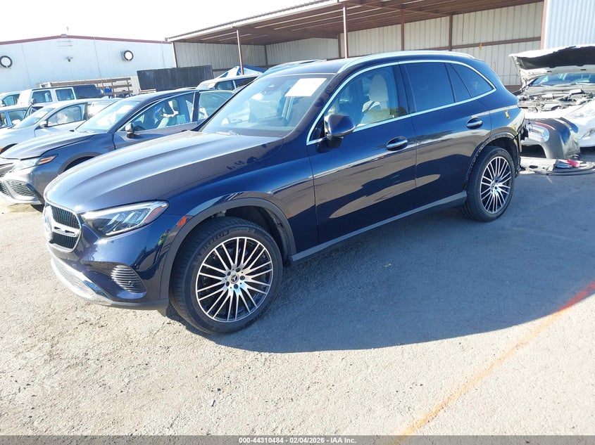 2024 Mercedes-benz Glc
