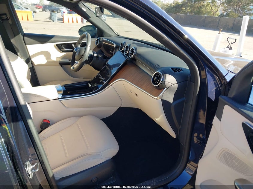 2024 Mercedes-benz Glc